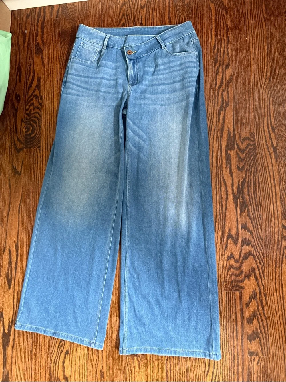 NWT HALARA Light Blue Wide Leg Stretch Jeans Size Medium Flex Denim